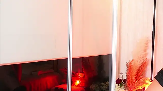AlessiaCaruso - control of toys and fingers in pussy