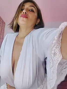 MrsFoucher - hot dancing
