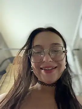 LunaMood - masturbate through panties