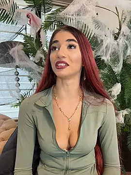 VixenRosse - Cameltoe & tease pussy