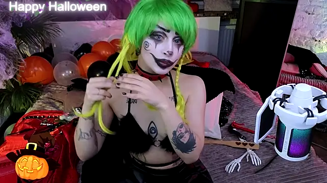 Marsy_bliss - massag tits closeup
