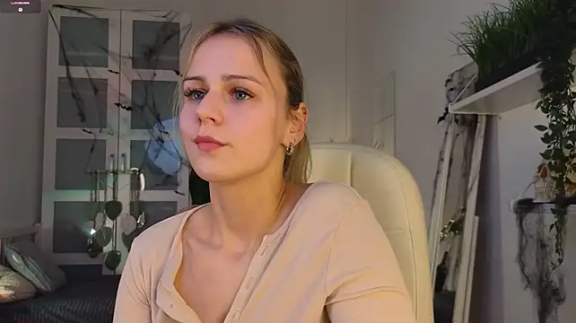 WendyDolie - Red ass+doggy style