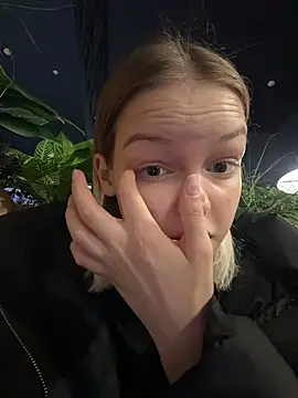 AshleyMur - naked show