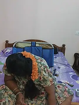 Telugu---___geeta - Show boobs