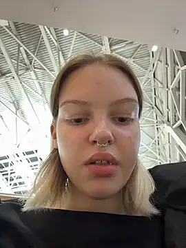 AshleyMur - naked show