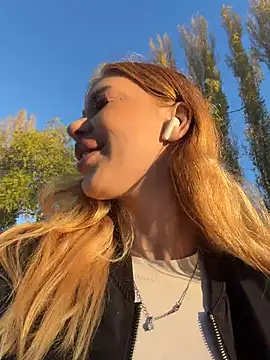 Jean_Graay - Pinch nipples + spitting on naked tits💦