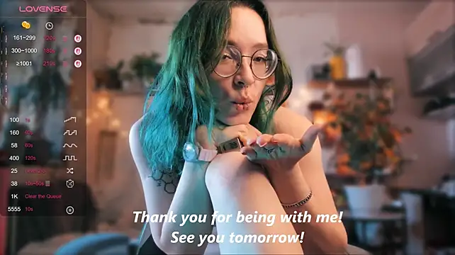 Alisahug - Riding a dildo