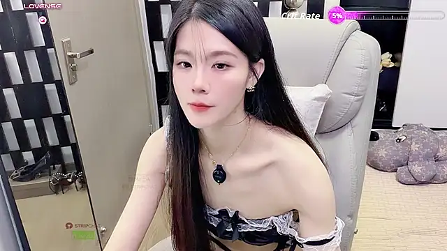 Yueyue-MM - 上空直播5分钟