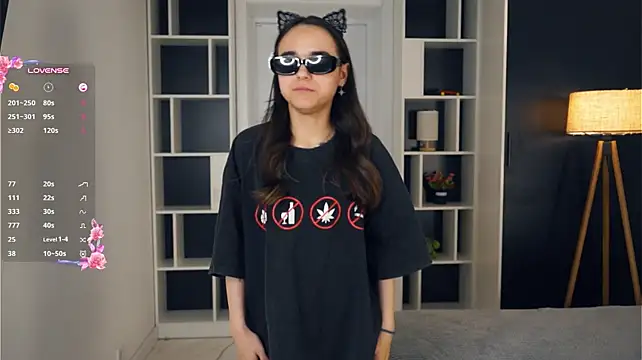 CourtneyBasbas - Stick my domi in my panties+ahegao