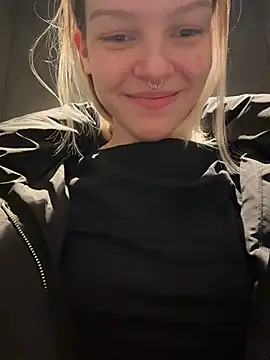 AshleyMur - naked show