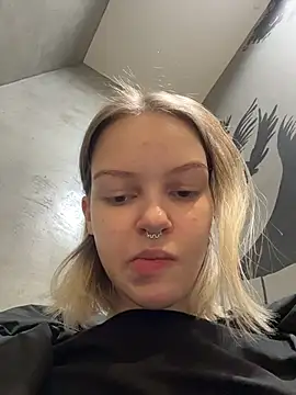 AshleyMur - naked show