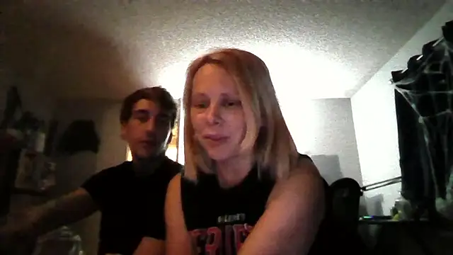 2-BLUNT-CUNTS - TIP us OR CHAT less