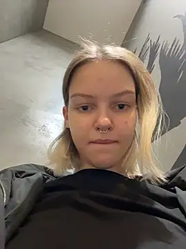 AshleyMur - naked show