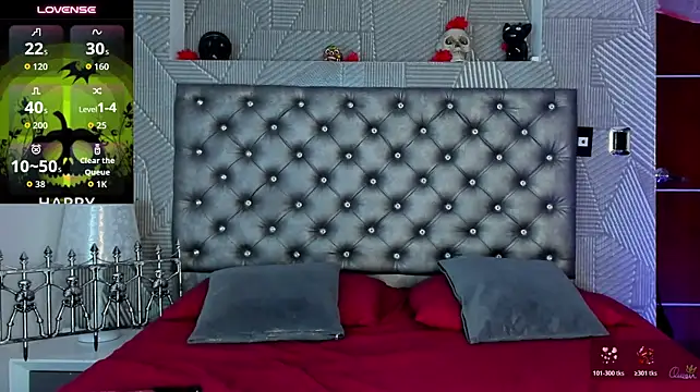 Valery_Diamond - SPREAD MY LEGS IN DOGGY + RUB MY CLIT