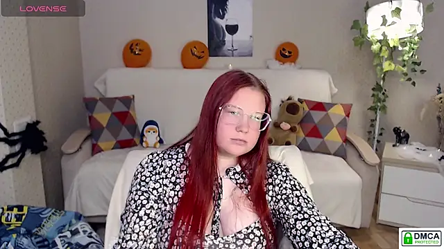 Kuri_u - show me the outfit🥰