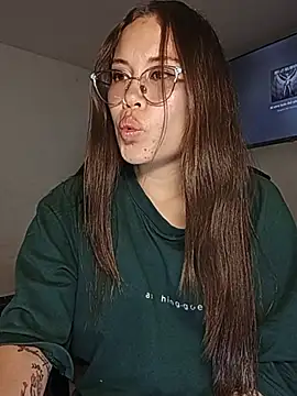 Valentina27 - Drink water and burp