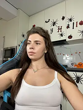 CurlyLara - 🥵Naked+VIDEO FOR LAST TIP
