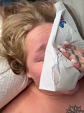EveryTokenIsImportant - SQUIRT IN MOUTH AND DRINK + 10TK LICK