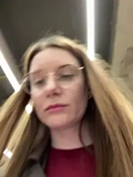 FReyja_44 - Show tits