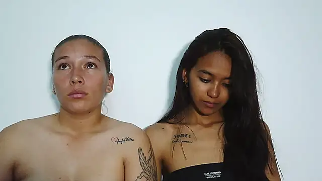 Molly_Lilly - dildo in ass
