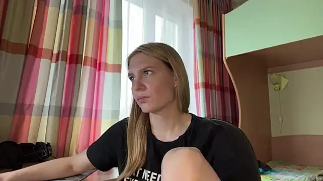 CriseldaStarns - Send HOT photo in PM