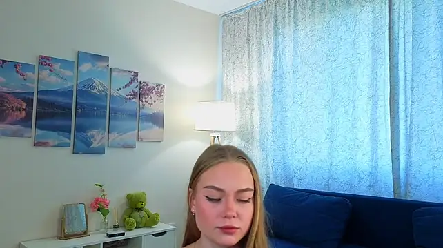 SofiDoki - Lets unbutto my pants to see panties