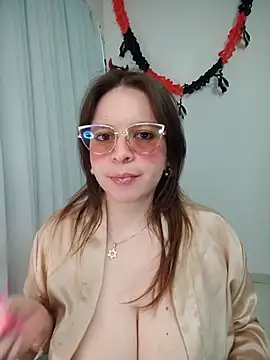 Lorenita_88 - Tease my pussy fingers 😈