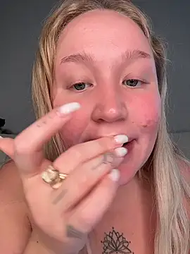 EveryTokenIsImportant - MORE SQUIRT IN MOUTH+ 10TK LICK