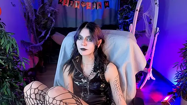 LorenLoiss - lick my perfect feet
