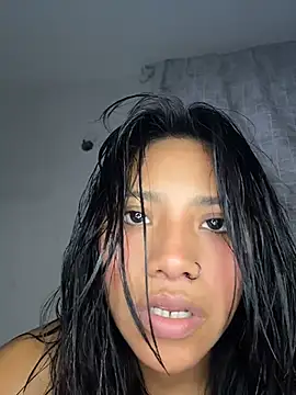 Mia-miauuuuu - Me corro contigo + dedo en el culo 🔥💦
