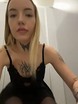 Your_dream4 - stay FULL NAKED in hallway for 3 mins