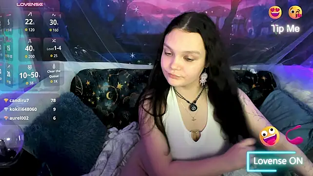 Lincy_Parker - Play with my boobs (in bra)
