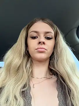 Love_Bri - Make my pussy very nice