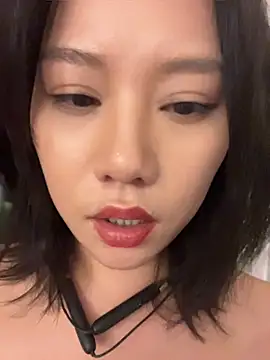 Eliza-E - 小穴特写