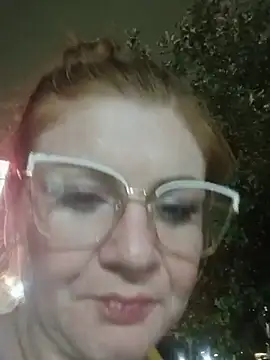 Nakedgarbageperson - Titties out all the way 2 minuts