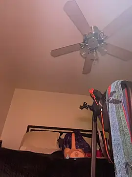 Reecieofficial - SQUIRT SHOW