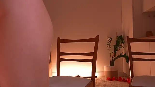 Miablueye - Lick pussy on the handstande on the chai