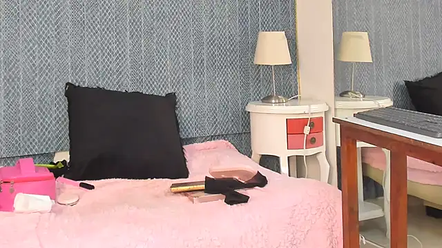 Ninanoir78 - FUCK AND FINGER ON ASS