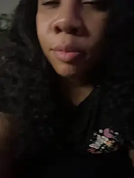 RoxieVoss - who tryna eat this pussy?