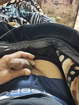 Reshma_sexy_couple - Pussy and ass show in public