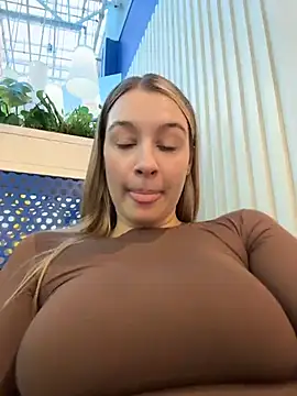 SashaCatt - Masturbation+one finger in pussy🔥