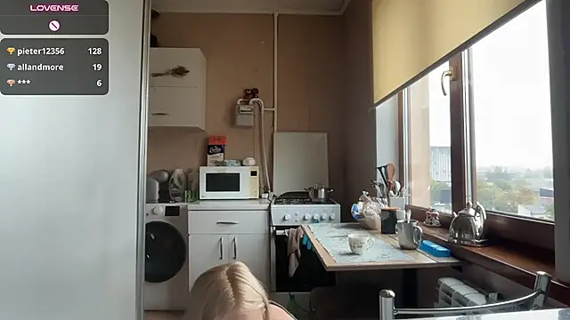 AngelJeni - topless for 3 minutes