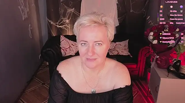 Nika_Smit - ice on my nipples