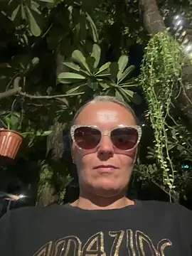 Anvessra - Bikini wechseln