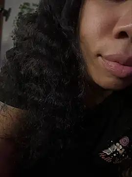 RoxieVoss - who tryna eat this pussy?