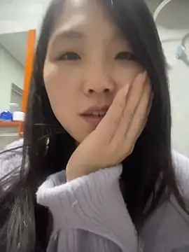 Xinxin888_ - 精油抹胸诱惑2分钟