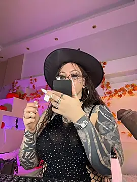 Tattitude_ - Topless 10 minutes