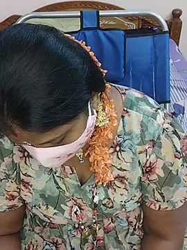 Telugu---___geeta - Show boobs