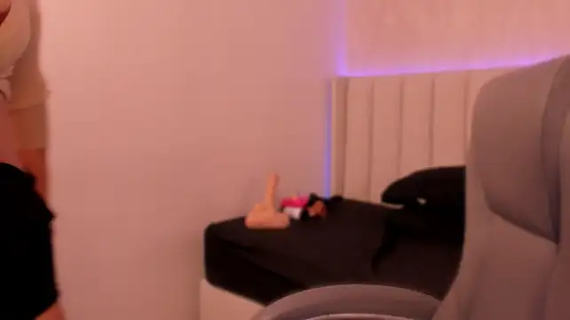 Mia_Pembroke_ - Sexy blowjob with a lot of saliva