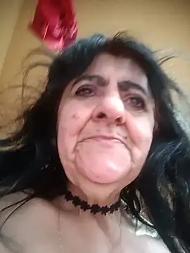 Lovely_Lori